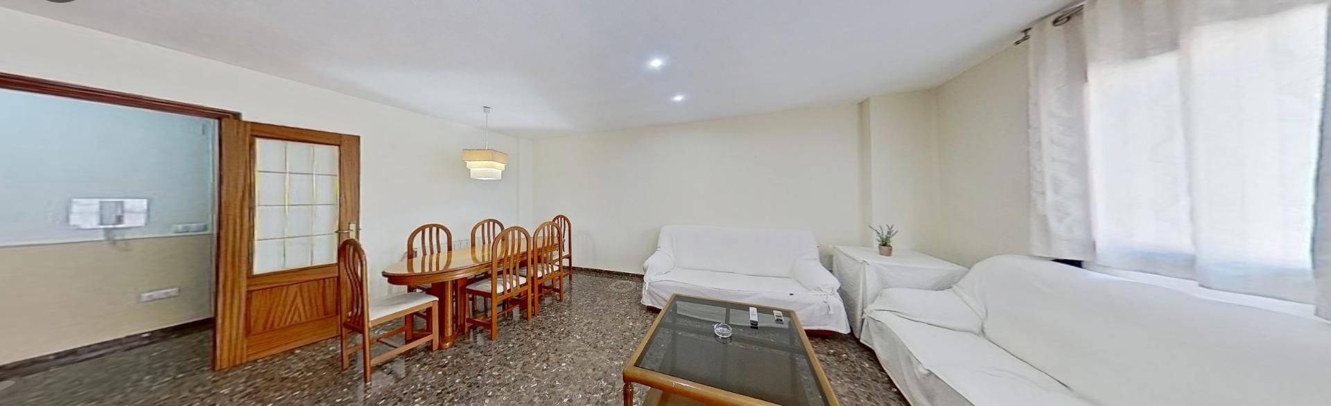 Living room of Flat for sale in  Valencia Capital  with Air Conditioner, Heating and Balcony