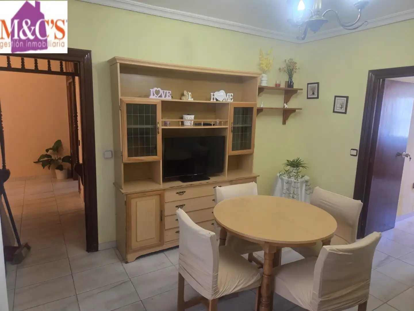 Living room of Flat for sale in PAU 2-600