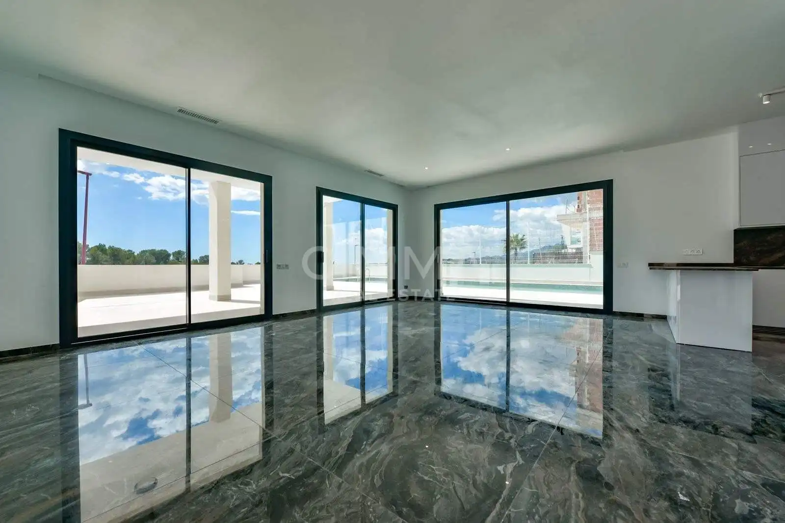 Chalet con terraza en venta en Golf Bahía, imagen 17