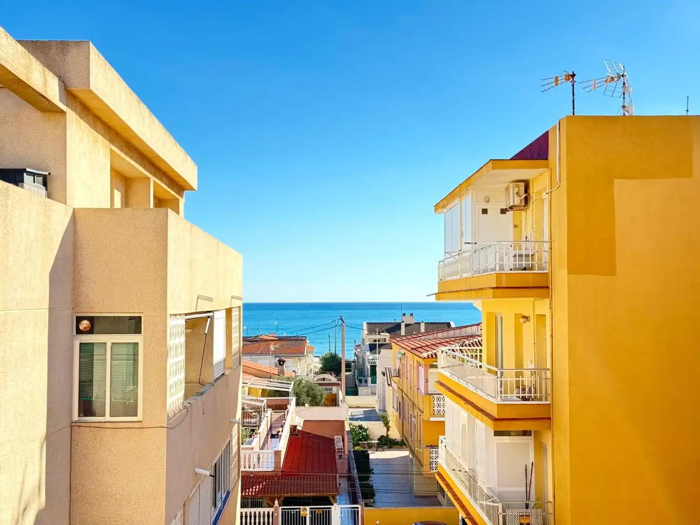 Ático con terraza en venta en La Mata