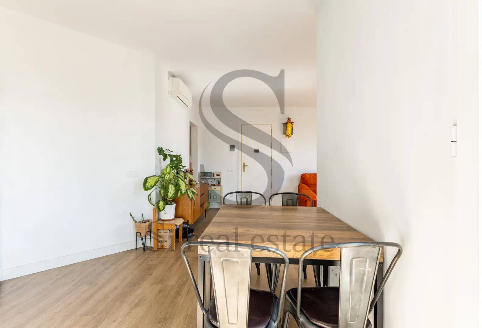 Dining room of Attic for sale in Barcelona  with Air Conditioner, Heating and Parquet flooring