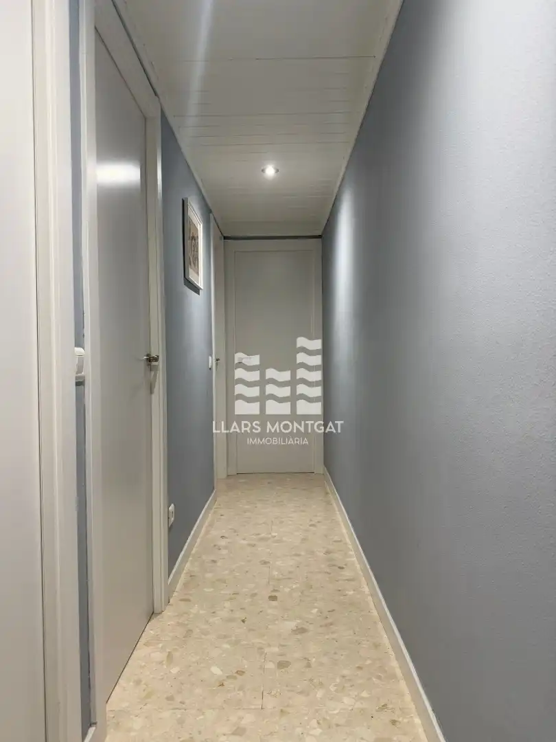 Wohnung zum Verkauf in Montgat mit Klimaanlage, Heizung und Terrasse