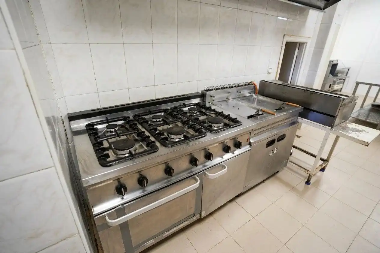 Cocina de Local en venta en Guadiana, Badajoz