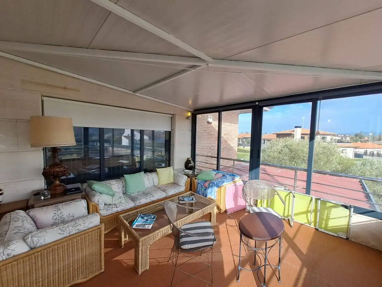 Terraza de Casa adosada en venta en Castrillo del Val con Calefacción, Jardín privado y Parquet