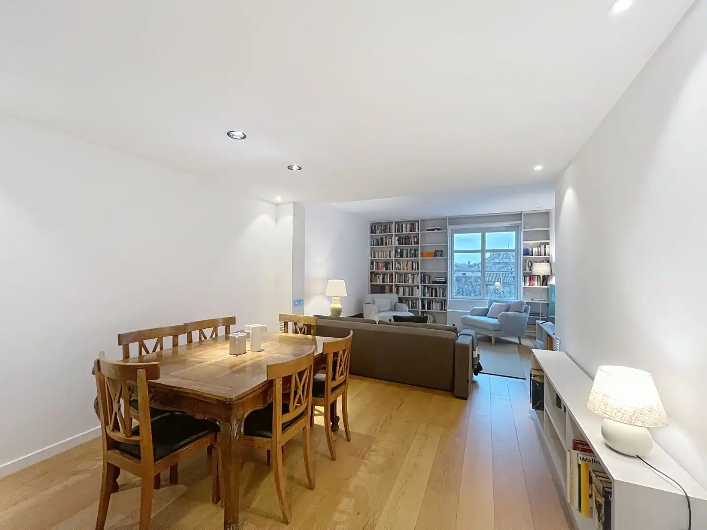 Sala d'estar de Pis en venda en  Barcelona Capital amb Aire condicionat i Terrassa