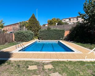 Swimming pool of Flat for sale in Masquefa  with Heating, Oven and Community pool