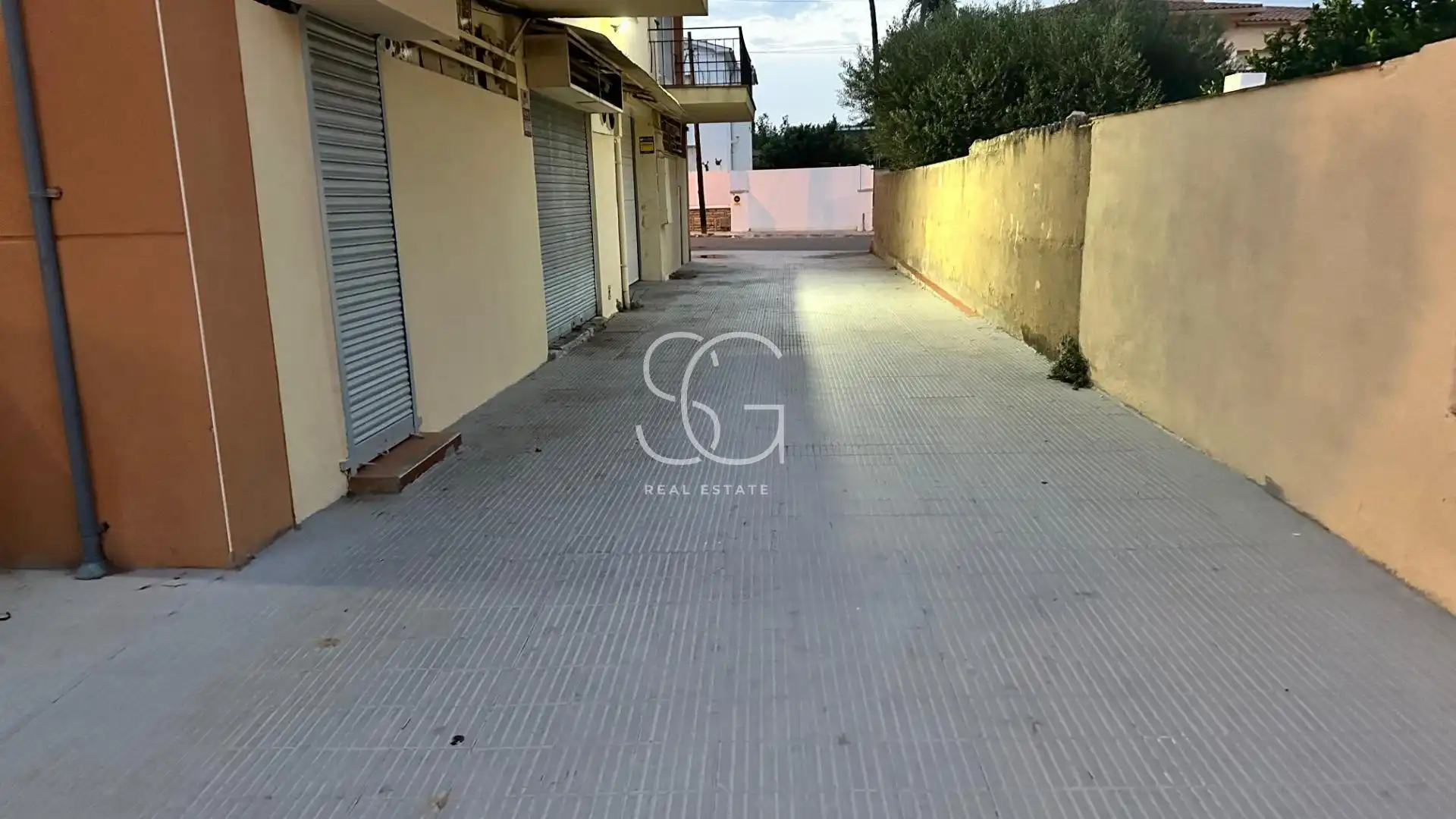 Vista exterior de Local de lloguer en Torredembarra