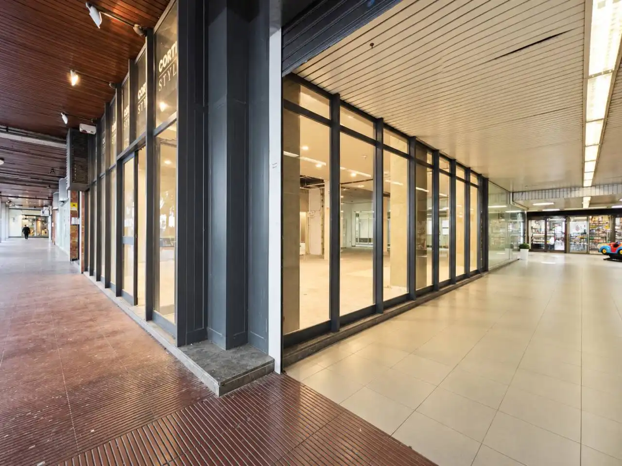 Local commercial à vendre à Calle Pompeu Fabra, imagen 5