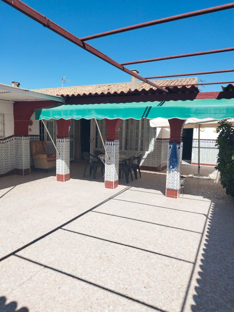 Casa o chalet en venta en Calle Compositor Gómez Návarro, Poniente-Norte - Miralbaida - Parque Azahara