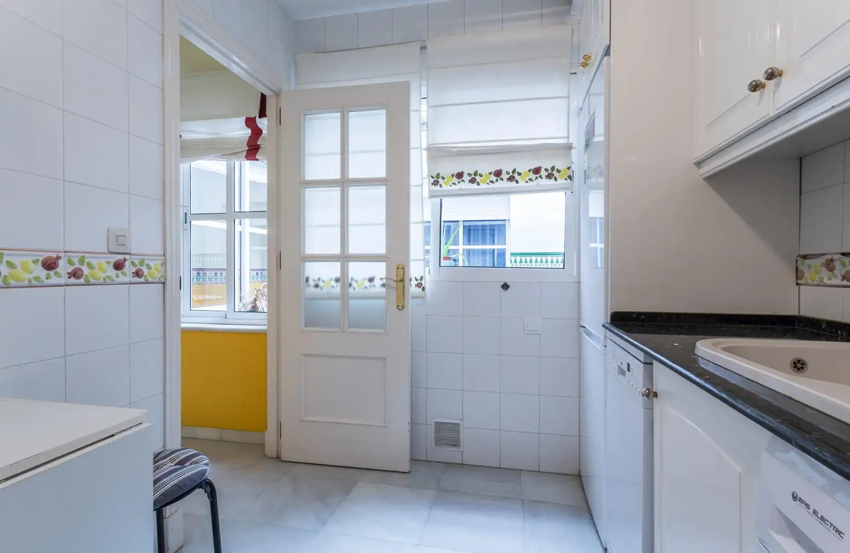 Kitchen of Flat for sale in El Puerto de Santa María