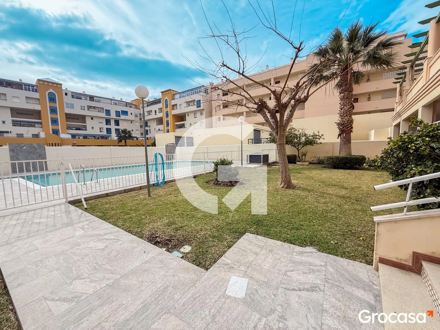 Piscina de Pis en venda en Vélez-Málaga amb Terrassa, Forn i Rentadora