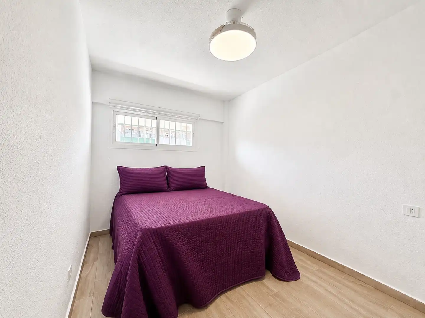 Bedroom of Apartments for rent in Torrevieja  with Air Conditioner, Heating and Swimming Pool