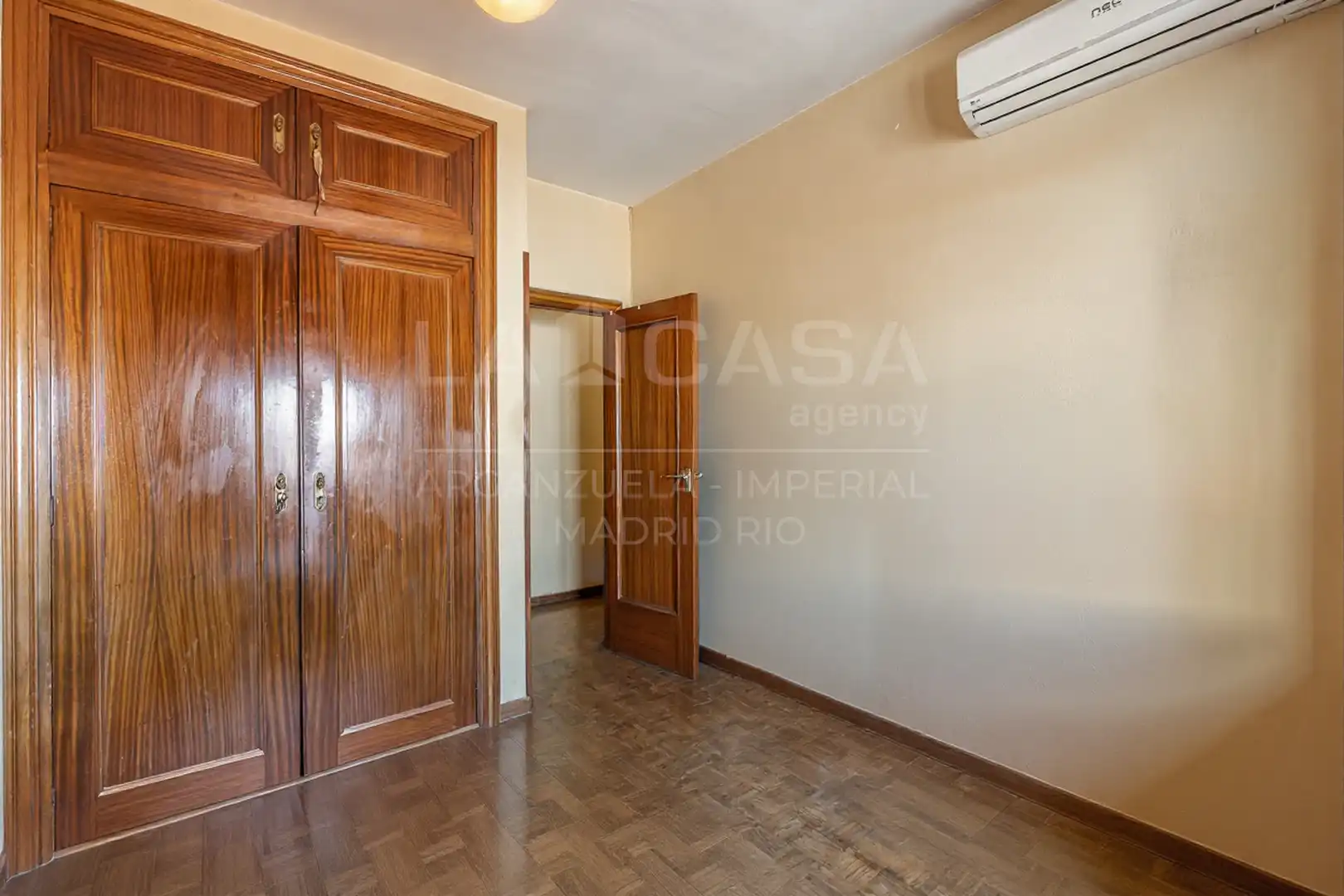 Habitación de Ático en venta en Madrid con Aire acondicionado, Calefacción y Terraza