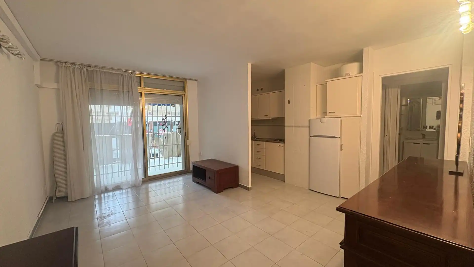 Bedroom of Flat for sale in Salou  with Air Conditioner, Terrace and Furnished