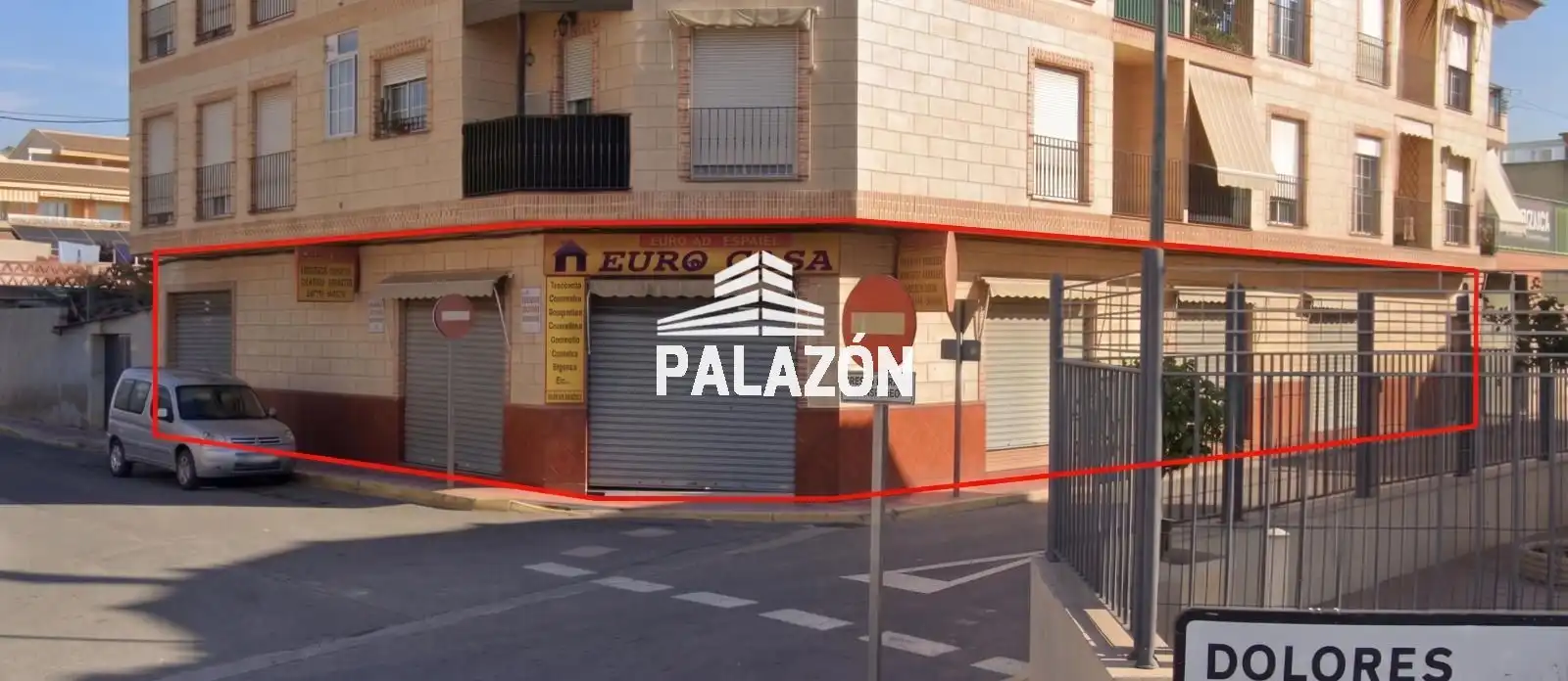 Locale commerciale in affitto a Catral