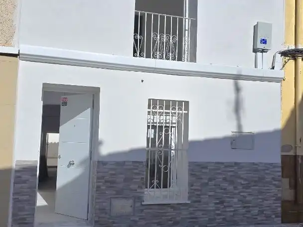Flat with garden for sale in casas de costa 10
