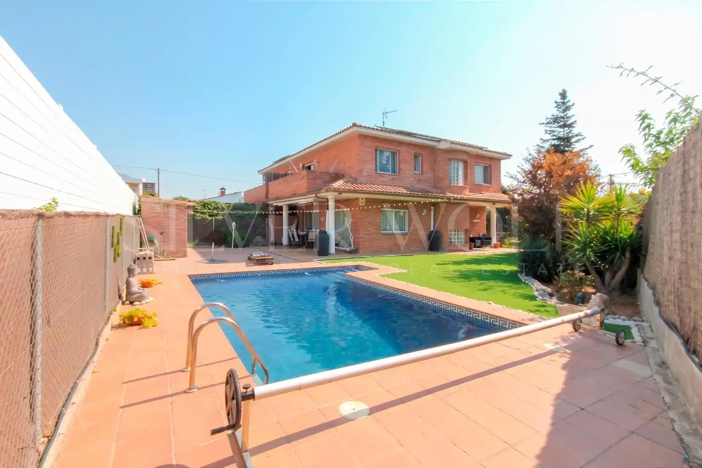 Piscina de Casa adosada en venda en Sant Quirze del Vallès amb Calefacció, Jardí privat i Parquet