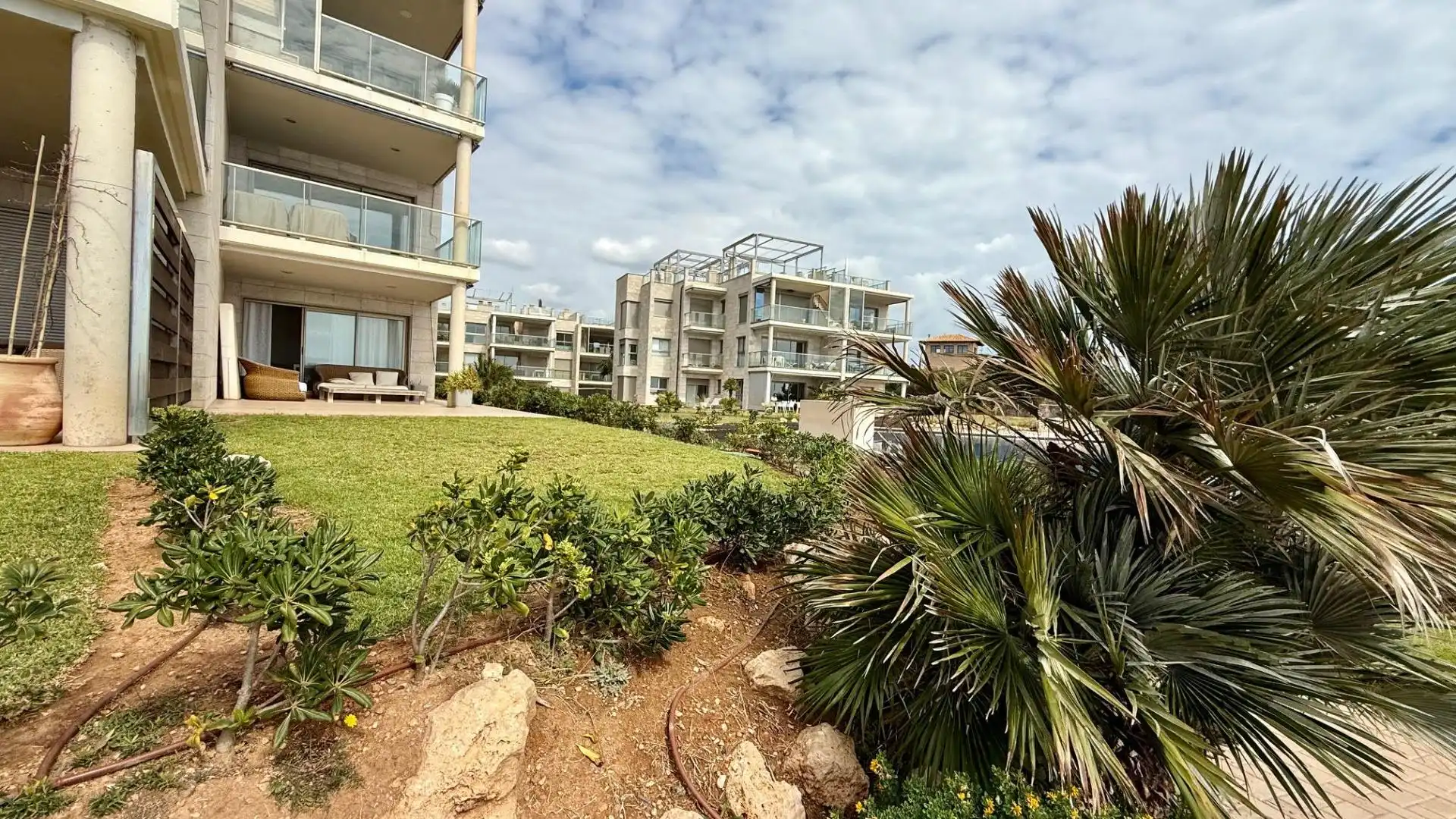 Außenansicht von Erdgeschoss zur Miete in Santanyí mit Klimaanlage, Privatgarten und Terrasse