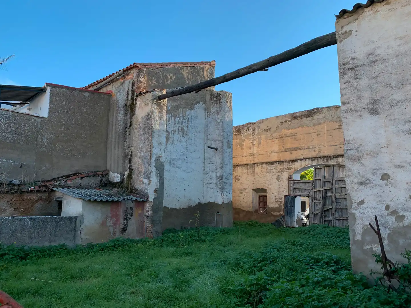 Grundstücke und Bauplätze zum Verkauf in Llerena, imagen 4