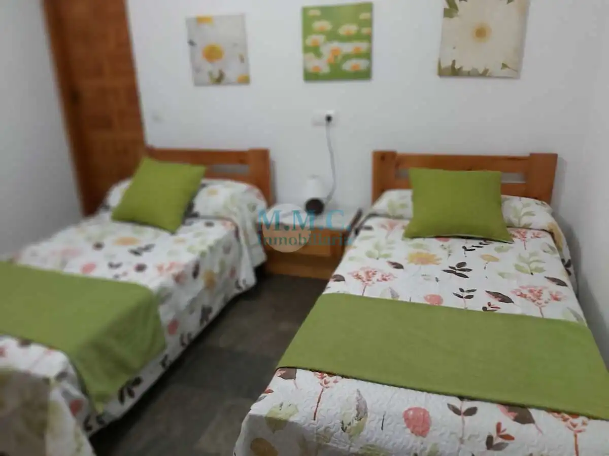 Schlafzimmer von Wohnung zur Miete in Roquetas de Mar mit Klimaanlage, Terrasse und Möbliert
