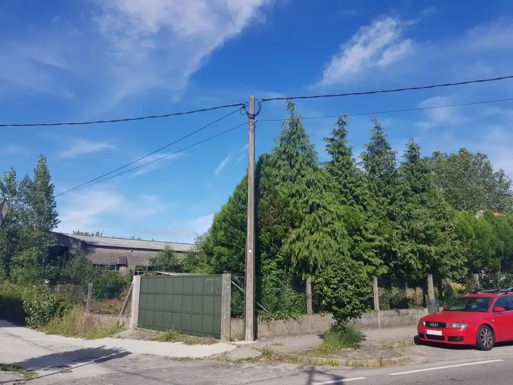Wohnbaugrundstück zum Verkauf in Boiro, imagen 5