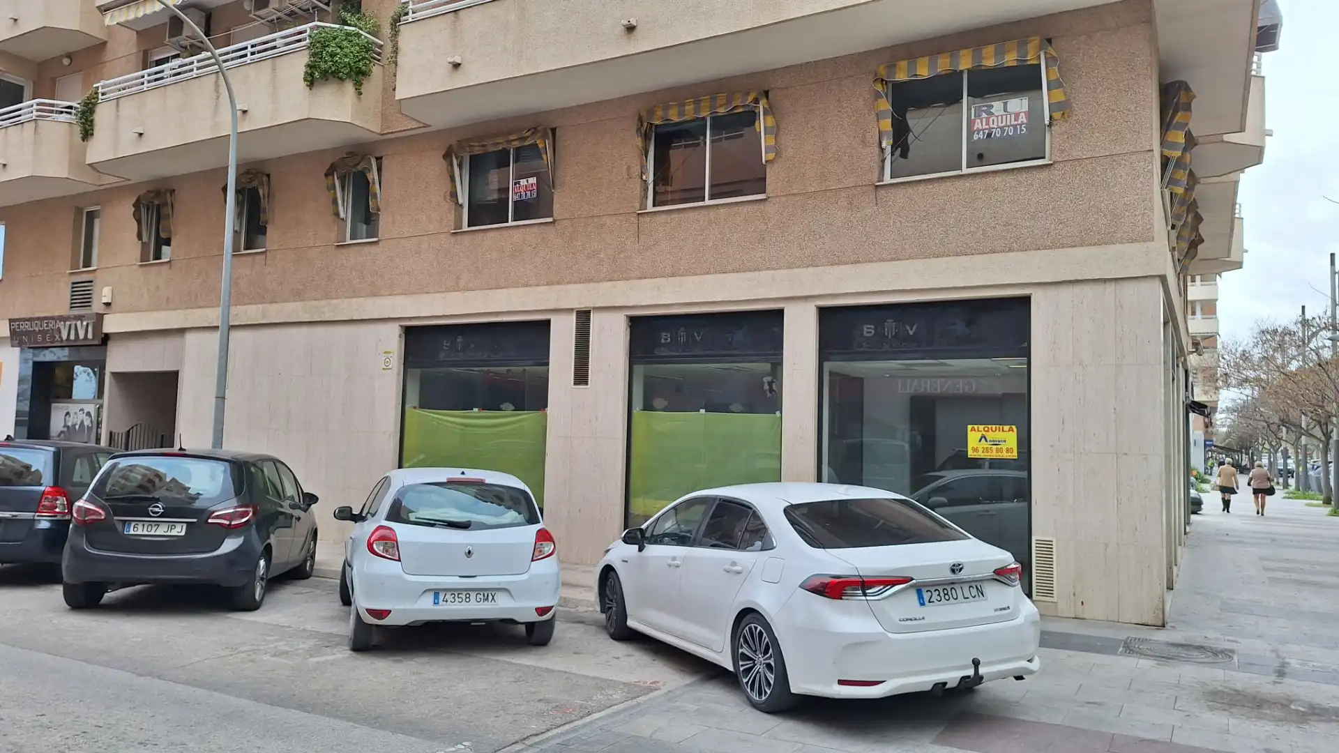 Parking de Oficina de alquiler en Oliva con Aire acondicionado y Terraza