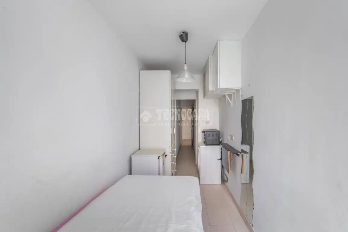 Schlafzimmer von Wohnung zum Verkauf in Madrid mit Klimaanlage und Heizung