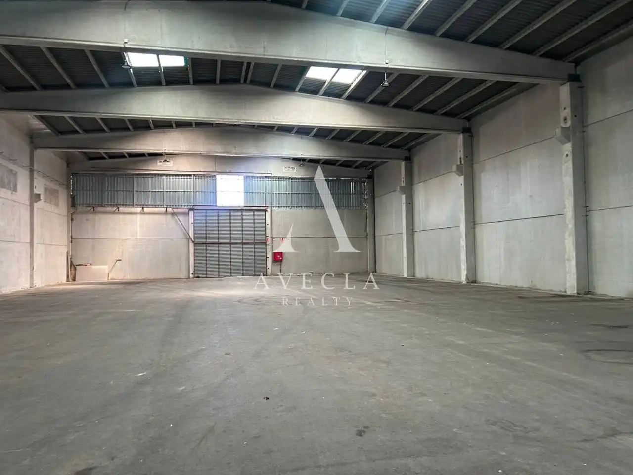 Nave industrial de alquiler en Sant Esteve Sesrovires