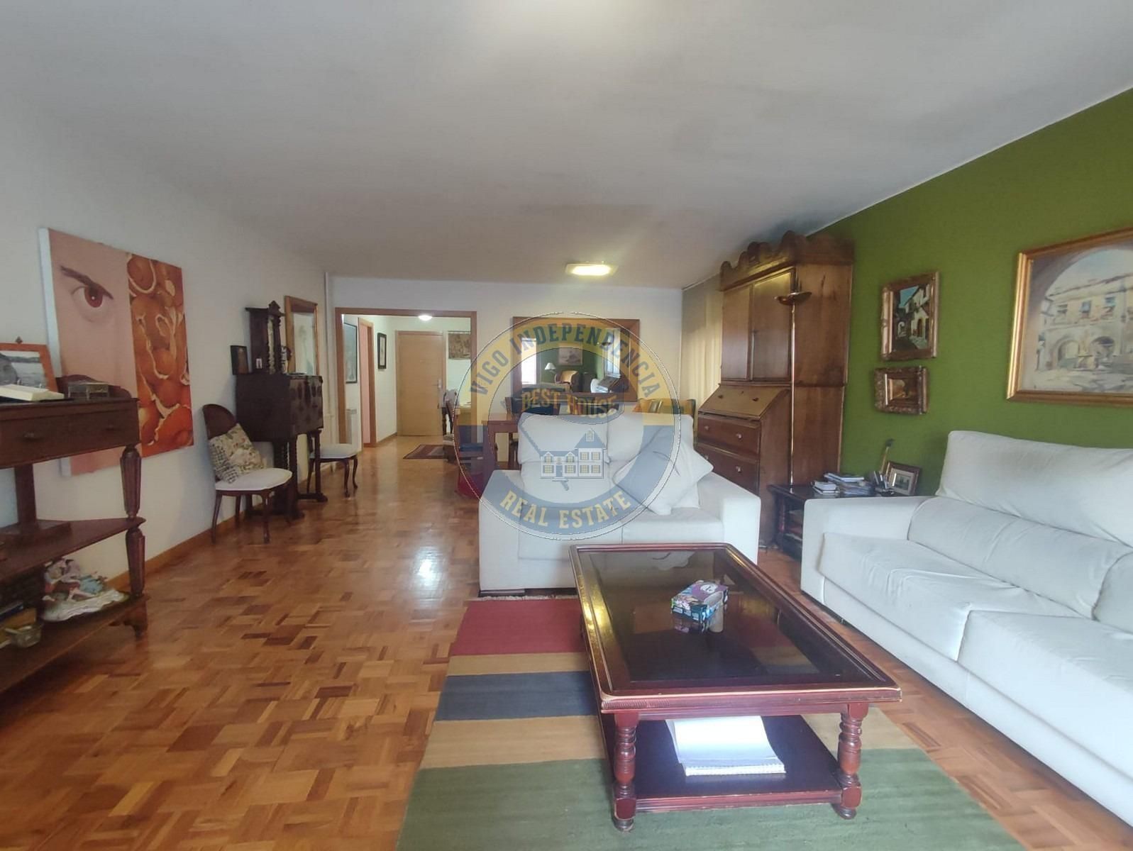 Living room of Flat for sale in Vigo   with Parquet flooring, Storage room and Balcony