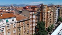 Vista exterior de Àtic en venda en  Logroño amb Terrassa