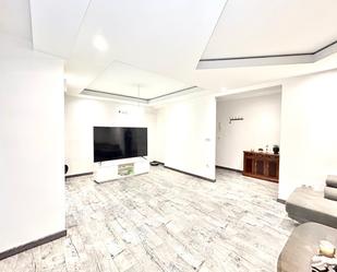 Sala d'estar de Apartament en venda en Sedaví amb Aire condicionat, Terrassa i Balcó