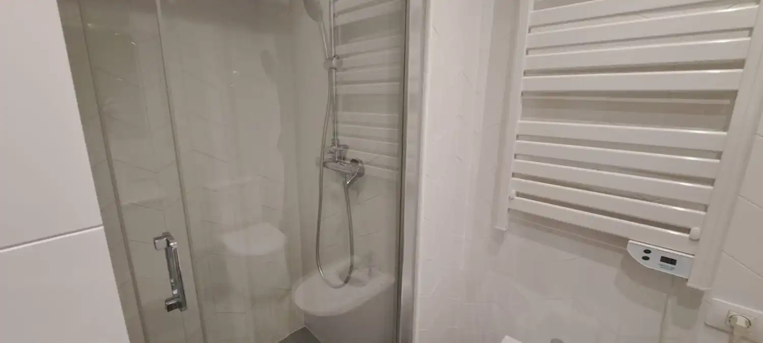 Badezimmer von Wohnung zum Verkauf in Sant Joan de Moró mit Klimaanlage, Heizung und Abstellraum
