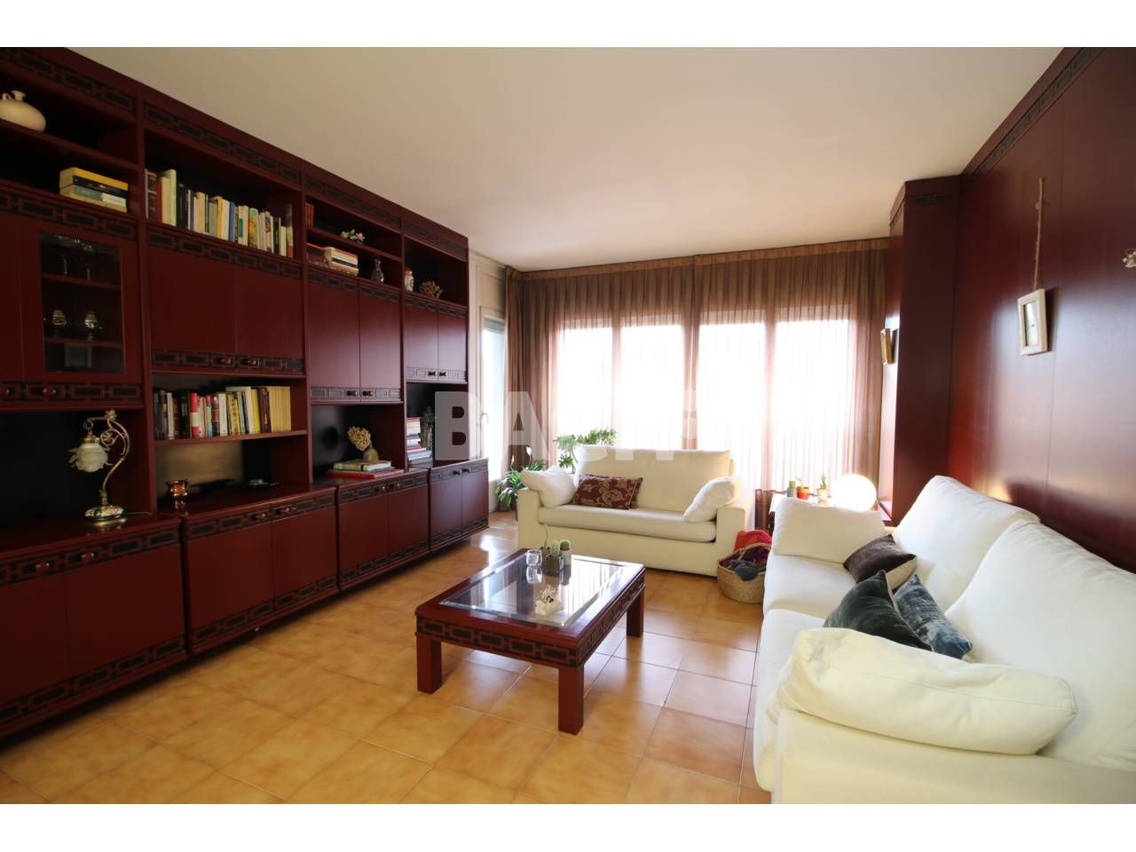 Sala de estar de Piso en venta en Vic con Calefacción, Terraza y Balcón