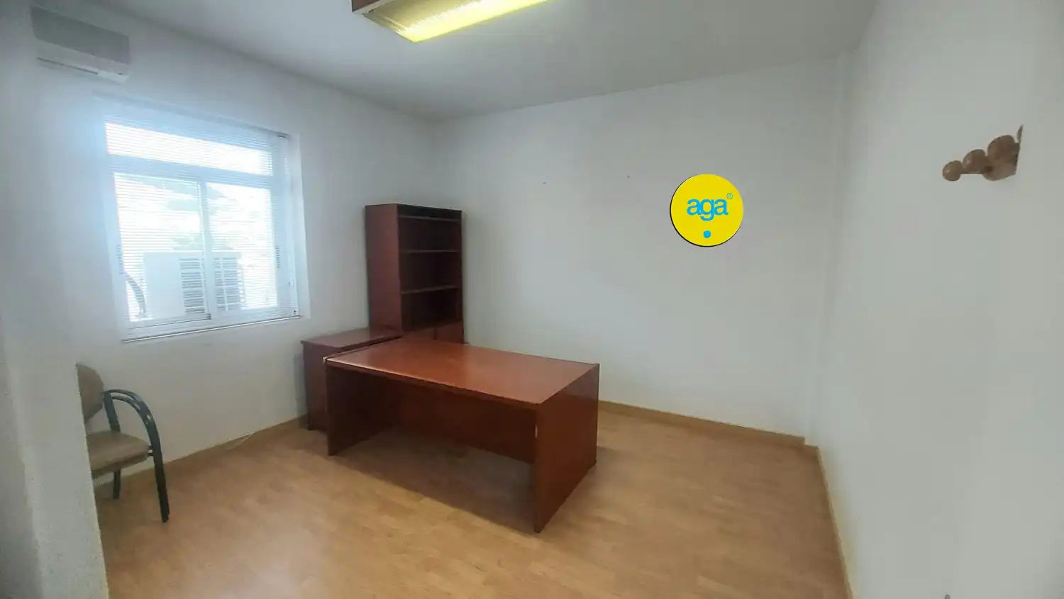 Office for rent in Jaén  with Air Conditioner and Heating