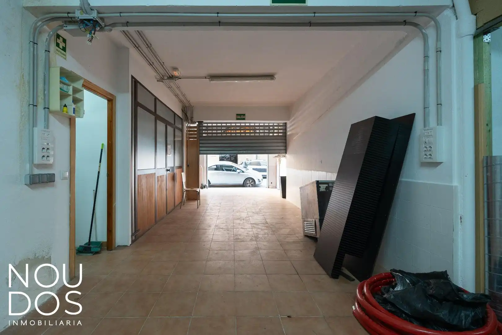 Local comercial en venda a Llevant, imagen 5