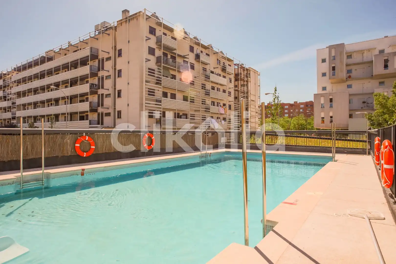 Piscina de Pis en venda en Madrid amb Calefacció, Terrassa i Traster
