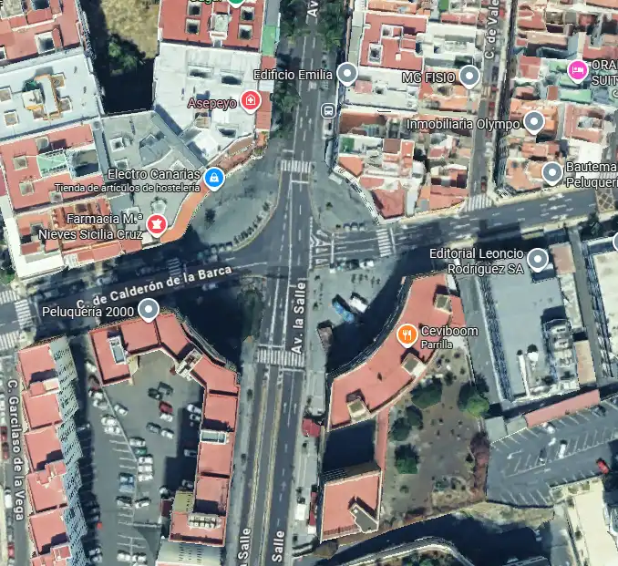 Flat with lift for sale in La Salud - La Salle