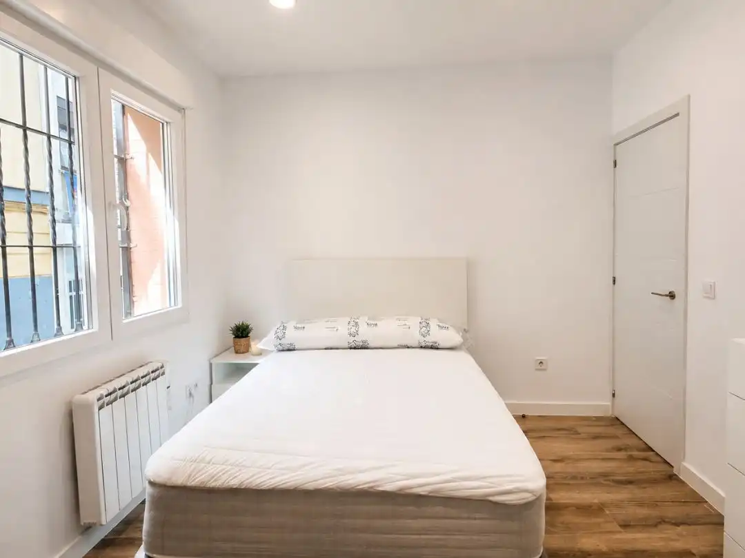 Flat to rent in Calle del Oso 12, imagen 6