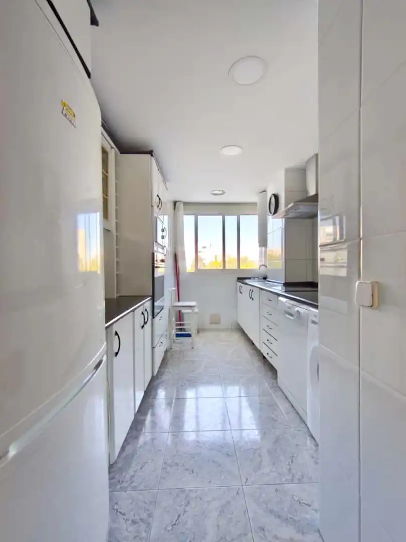 Cocina de Piso en venta en Madrid con Calefacción y Terraza