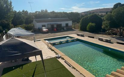 Piscina de Casa o xalet en venda en Prado del Rey amb Aire condicionat, Jardí privat i Terrassa