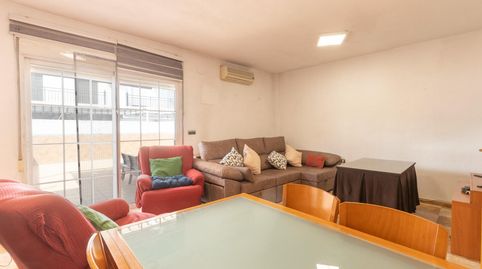 Foto 5 de Casa adosada en venta en Calle M.j.larra Acceso I, 8, Maracena, Granada
