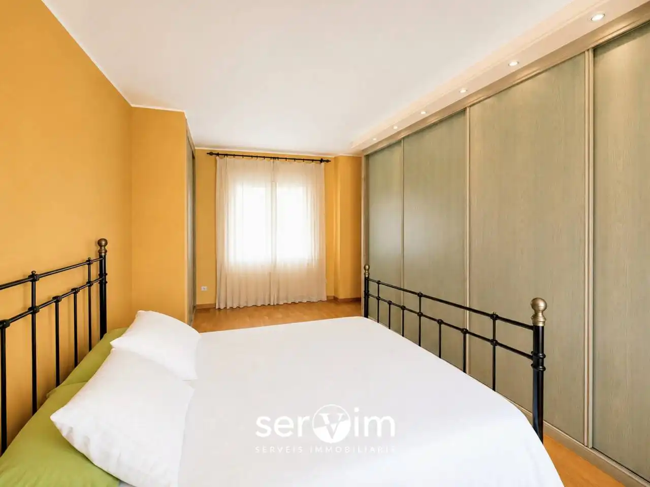 Habitación de Piso en venta en El Masnou con Aire acondicionado, Calefacción y Parquet