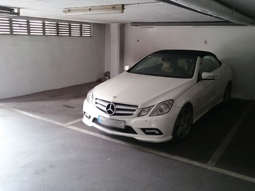 Aparcament de Garatge de lloguer en Oviedo 