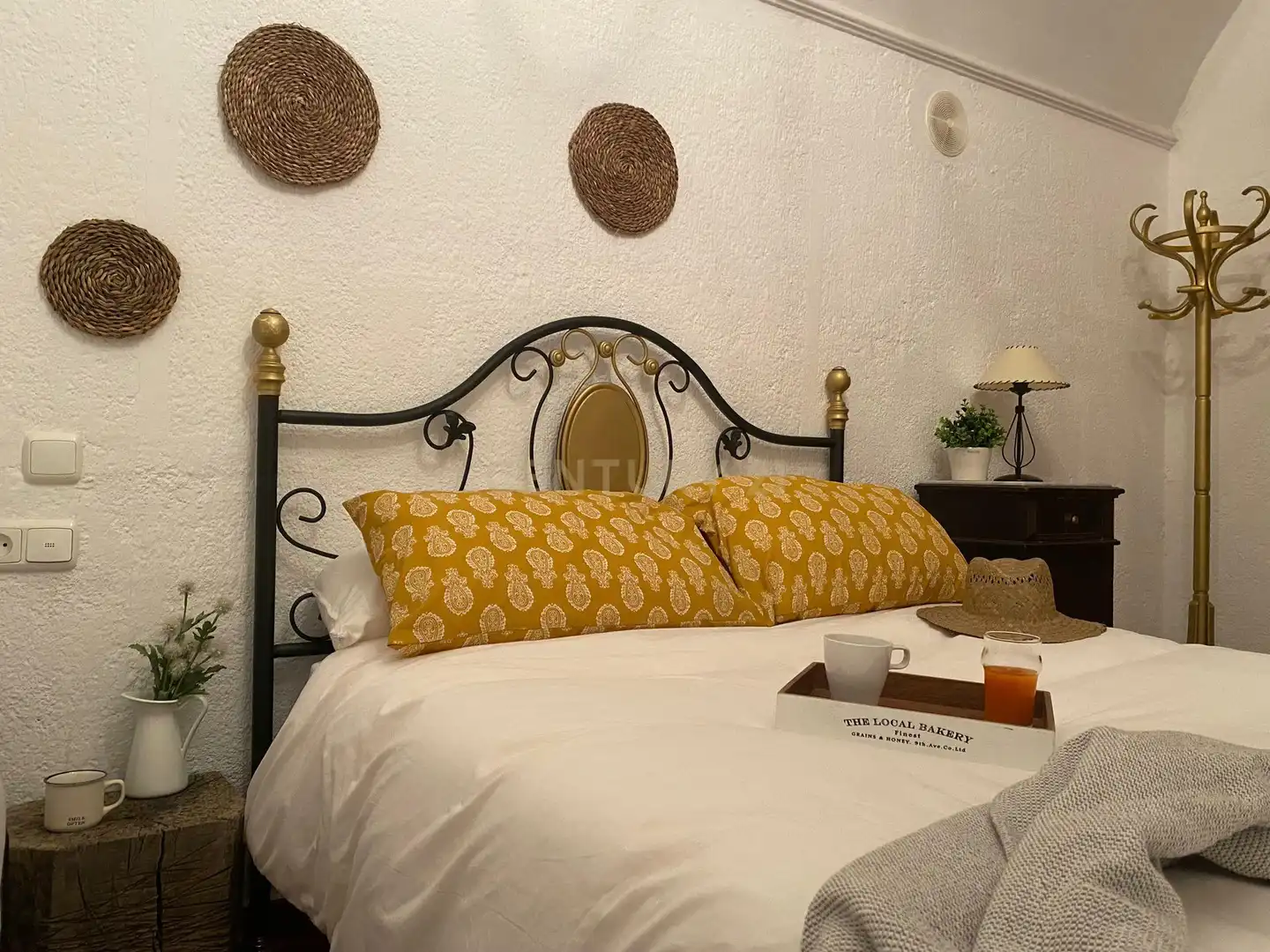 Habitación de Casa o chalet de alquiler en Guadix con Lavadora, Microondas y TV