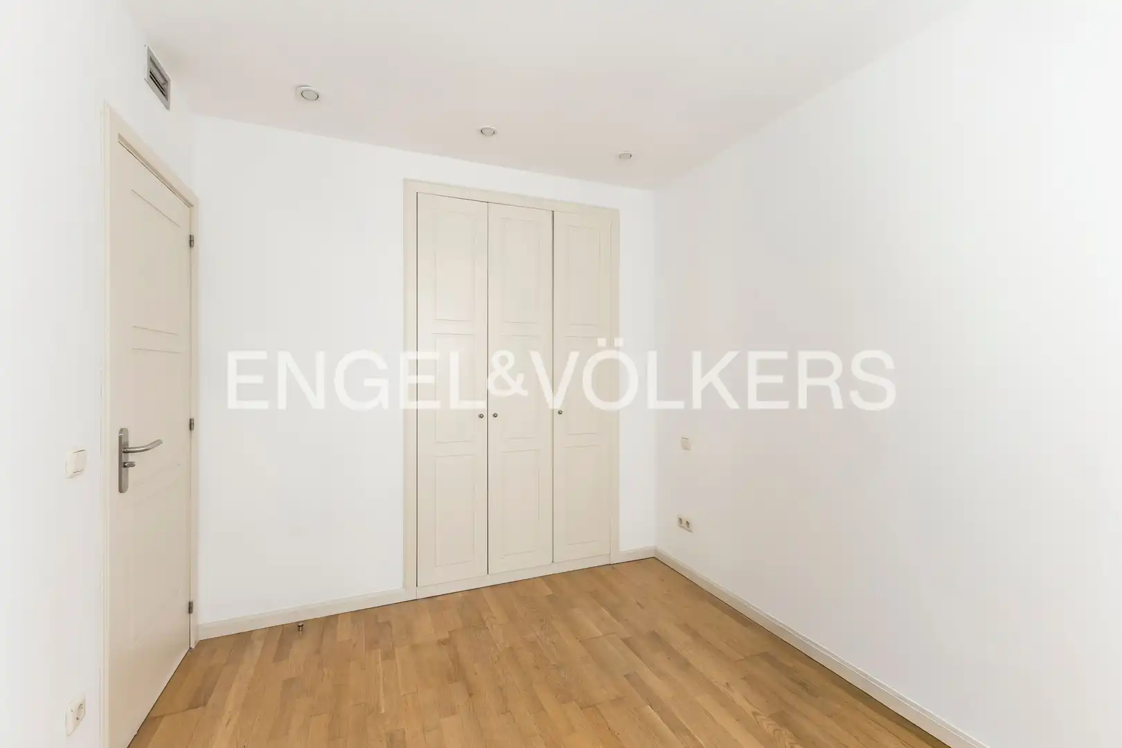 Piso en venta en Madrid con Aire acondicionado y Calefacción