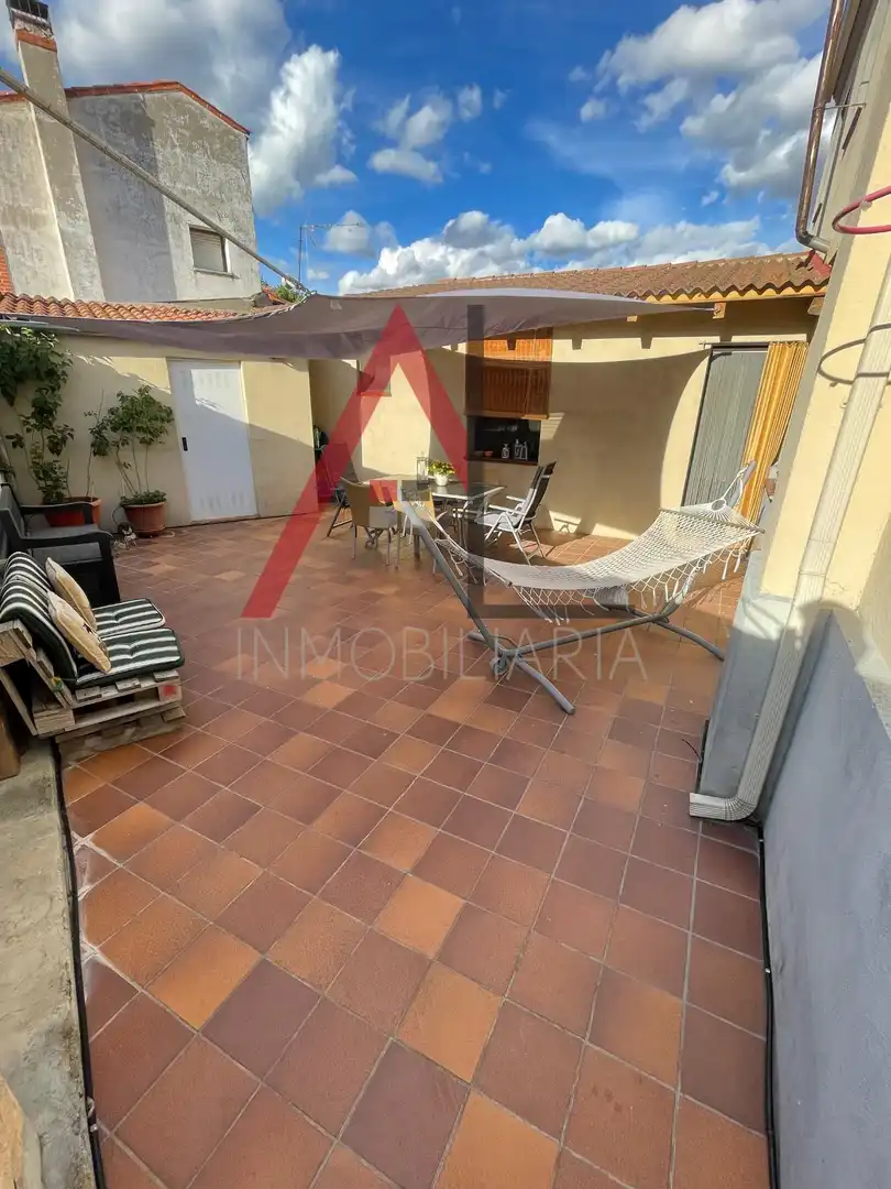 Terrassa de Casa o xalet en venda en Navas de Oro amb Calefacció, Jardí privat i Parquet