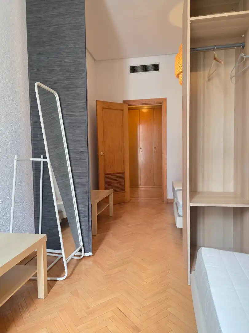 Schlafzimmer von Wohnung zum Verkauf in Madrid mit Klimaanlage, Heizung und Parkett