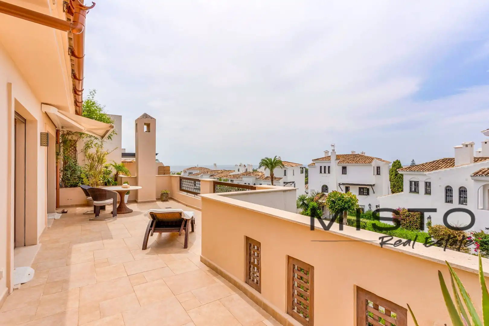 Piso con ascensor en venta en CL ADELFAS  Es: Pl: Pt: MEDINA DE BANUS  MARBELLA (MÁLAGA)
