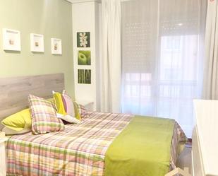 Bedroom of Flat to rent in Bilbao   with Heating and Storage room