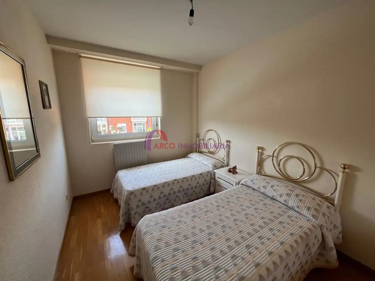 Bedroom of Detached homes for sale in Burgos  with Heating, Private garden and Parquet flooring